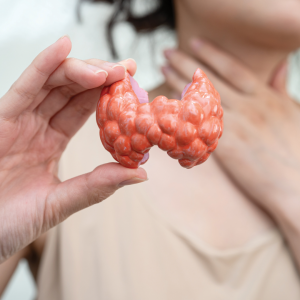 תדר קול סקאלרי של דוקטור רייף למחלת גרייבס